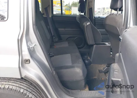 2016 Jeep Patriot Sport z USA, uszkodzony, nr VIN 1C4NJRBB8GD719229